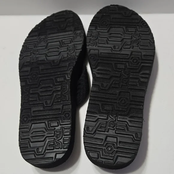 Teva Women's Mush II Flip Flop Thong Black Sandals with Orange Accents - Picture 3 of 3